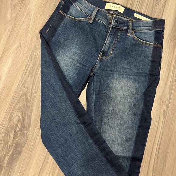 Jeans - Picture 2 of 3